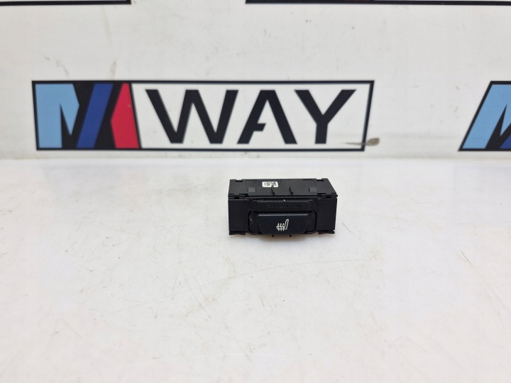 BMW 3 F30 F31 ovladac panel ovládania zadok ľavý GRZANIE sedačky 9163292