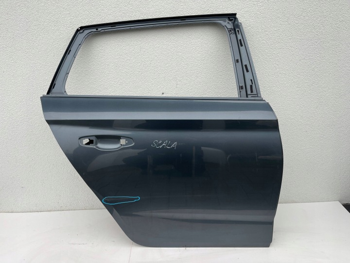 dvere zadok zadné pravé SKODA SCALA 657 19