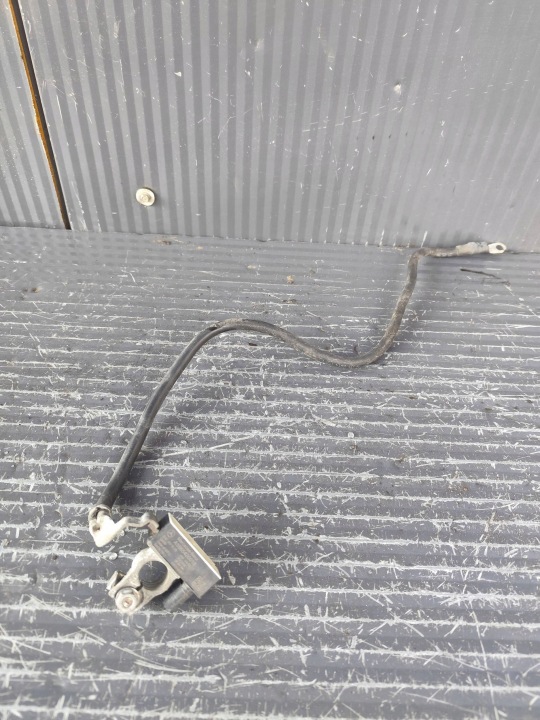MERCEDES CLA W117 Borne cable pôle négatif A1665420018