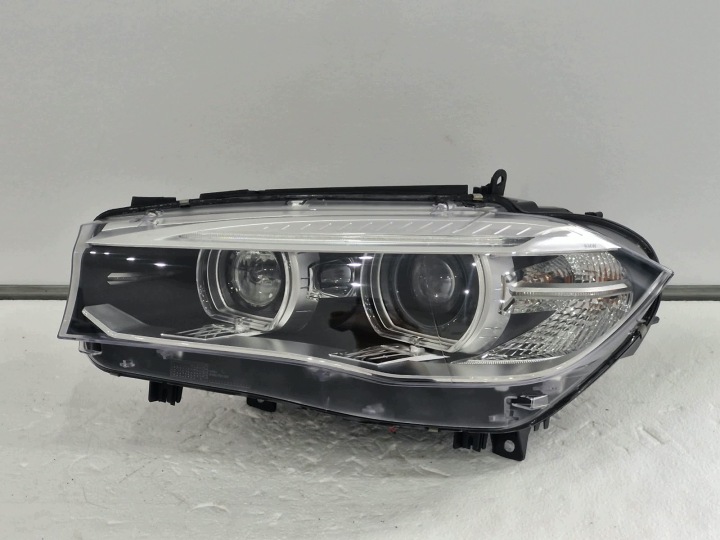 Feux phare Gauche BMW X5 F15 X6 F16 Xenon Rotatif