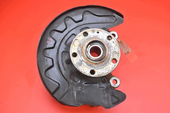 Achsschenkel Radnabe Radlager schenkel rechts vorne SKODA OCTAVIA 3 III 2.0 TDI 150 KM LIFT 17-20
