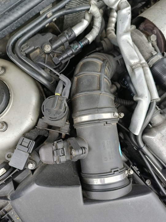 Opel Vectra C sedan 02-06 pipe of the hose air 2.0DTI