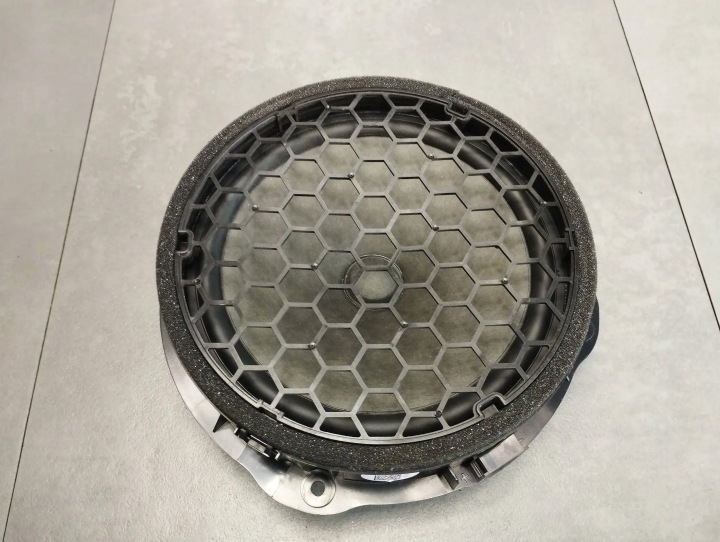 Audi A3 8V Altoparlante PORTA Portiera 8V0035415