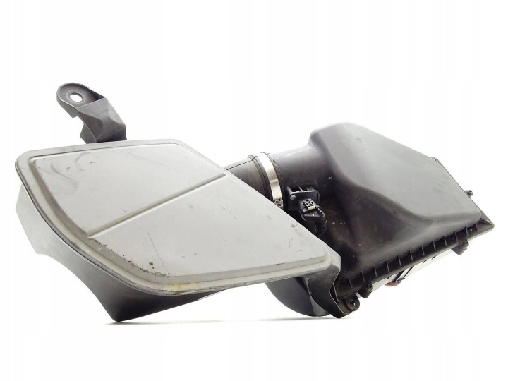 cover of a filter, air REZONATOR BMW G30 G31 2.0D 8591849 8620473
