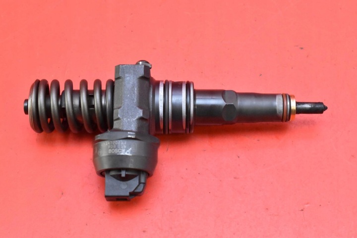 nozzle nozzle 038130073AQ 0414720213 VW GOLF 4 IV 1.9 TDI 100 KM 97-06