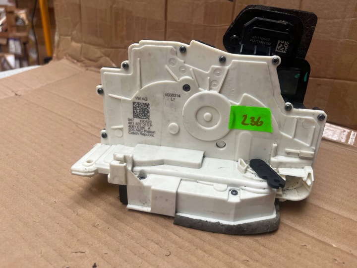 AUDI Q8 A6 C8 de la Serrure Portière Gauche Avant 4K1837015H