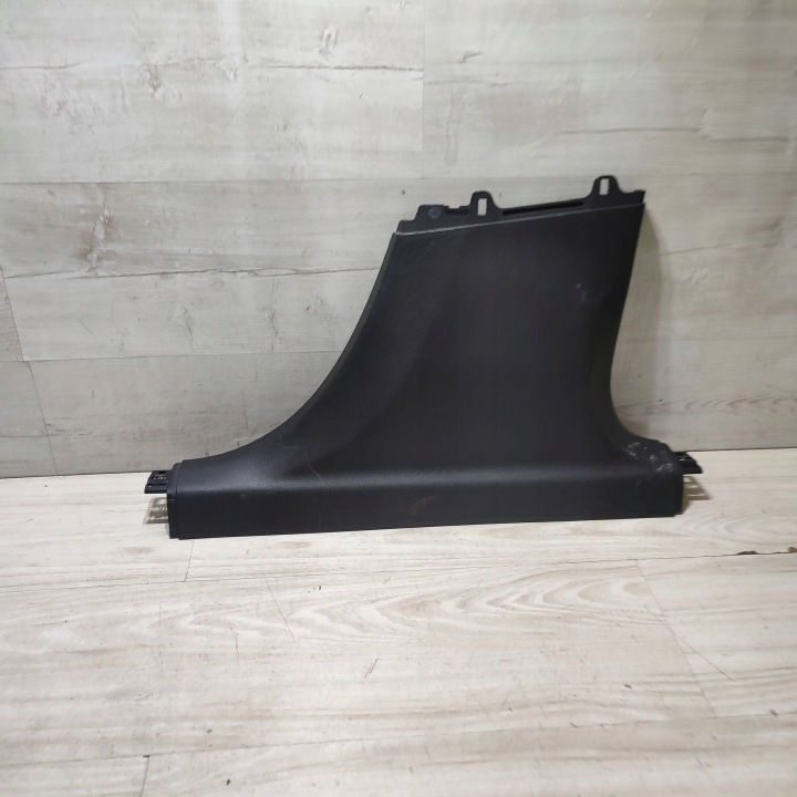 cover slupka B lower right side Mercedes-Benz A W177 A1776909801