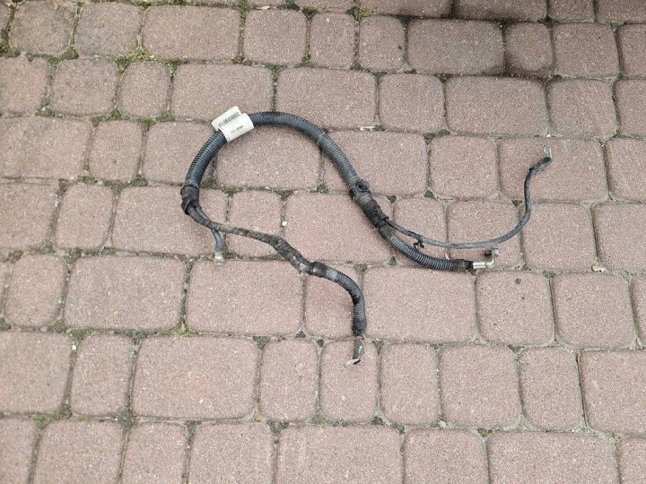Câblage Câblage Borne Conduit pieces tuyaux Alternateur Adam Opel Corsa E 39087415