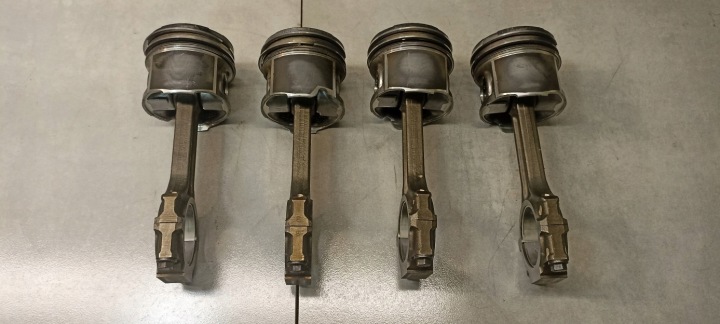 piston connecting rod OPEL VECTRA C 1.9 CDTI Z19DTH