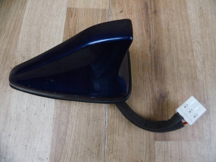 Hyundai Kona Antenne radiowa pletwa rekin GPS 96210-J9510