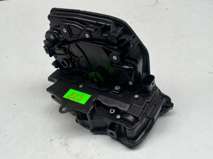 BMW X5 G05 lock door left front SOFT CLOSE 7477699 @M