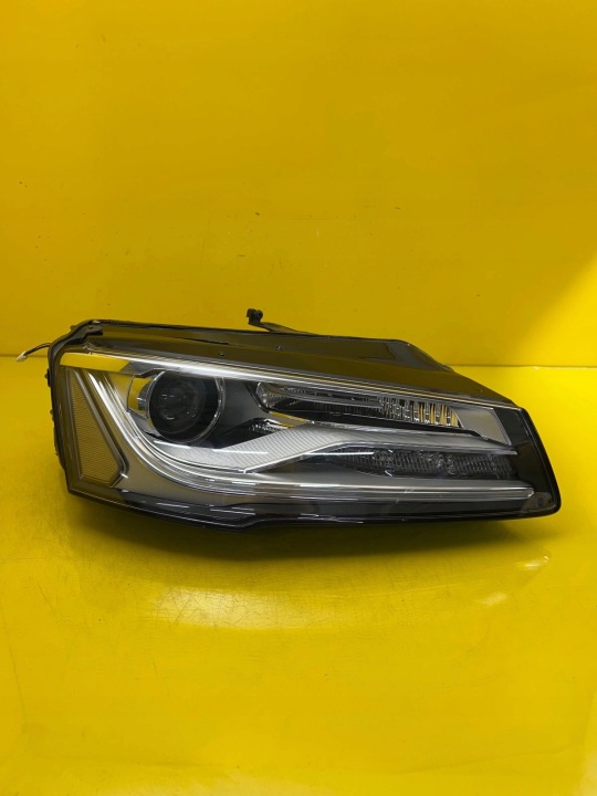 Licht rechts vorne Audi A8 D4 4H Lift Xenon 4H0941044