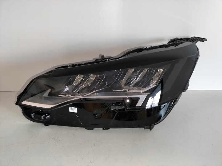 light front reflektor left PEUGEOT 3008 II 5008 II LIFT 20- FULL LED