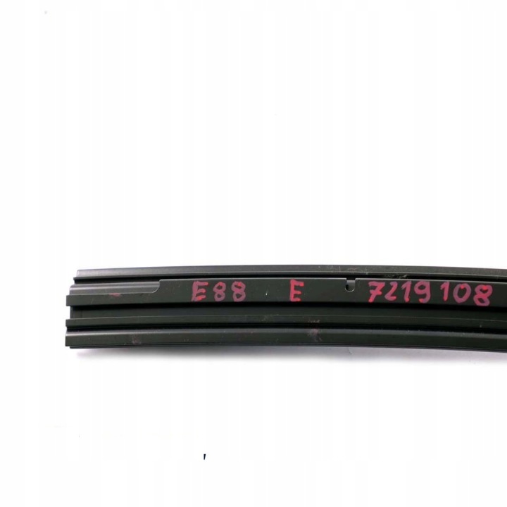 BMW Cabrio E88 Seal frame right roof 9
