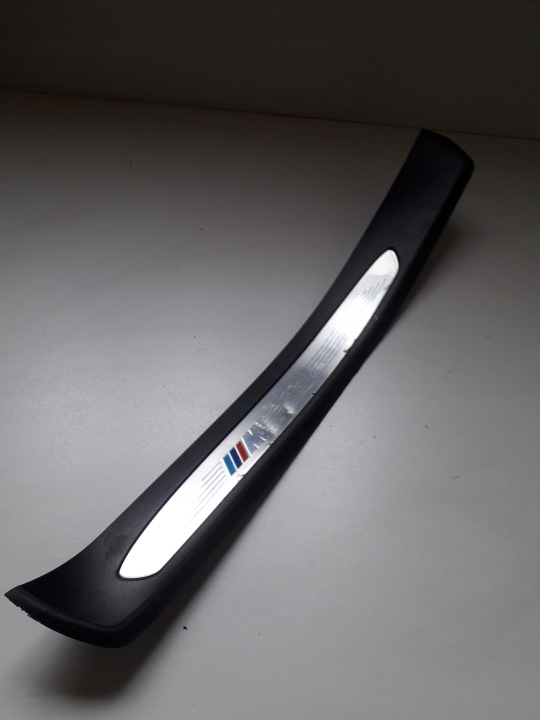 BMW E60 ozdobná lišta MPAKIET levý záď 7896861