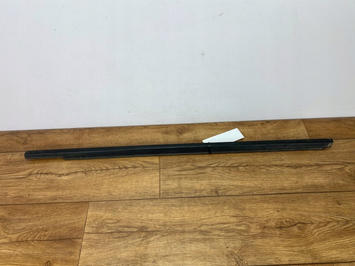 Joint Portière Moulage Bande garniture moulure Portière Gauche Avant Ford Maverick 2021+