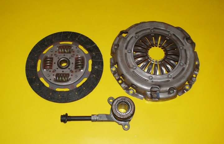 Kupplung Druckplatte Bremsscheibe Kupplungssatz Kupplungsscheibe LOZYSKO OPEL VIVARO A und 1 2.5 DTI 01-14r. SACHS