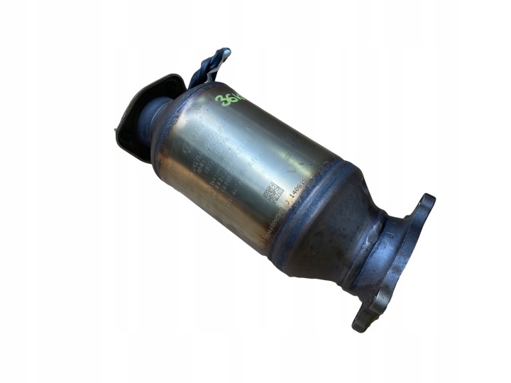 AUDI A4 A5 Q7 2.0TFSI catalyst 4M0131703A
