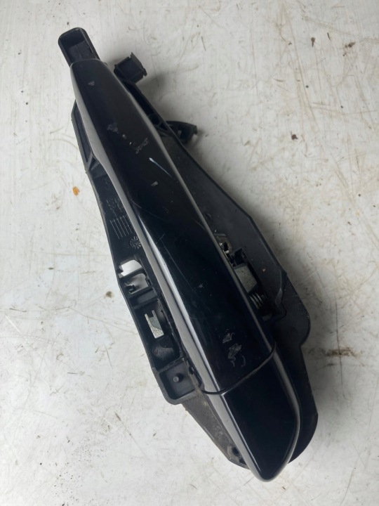 Poignée Portière Droite Avant PEUGEOT 308 T9 KTVD