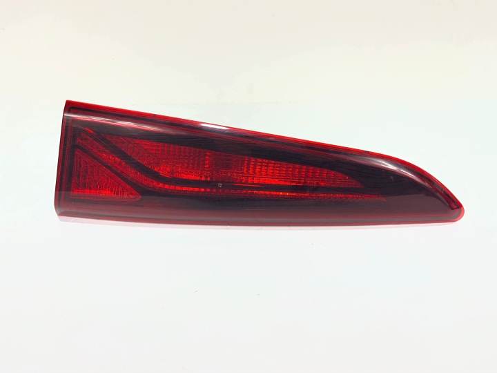 licht rechts hinten für die heckklappe HYUNDAI KONA 92404-J9000