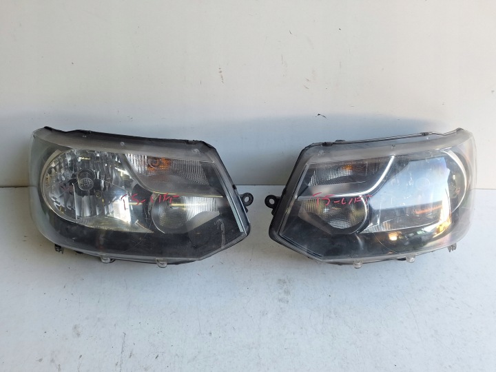 VOLKSWAGEN TRANSPORTER T5 LITF 10-15 far desna UK