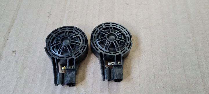 SQ8 4M RSQ8 Q8 hangszóró WYSOKOTONOWY BANGOLUFSEN 4K0035399A SQ7 4M Q7