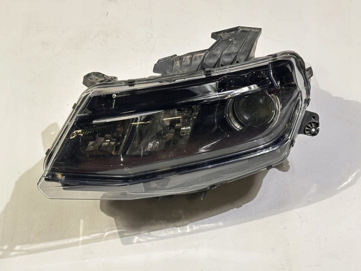 light front front left Chevrolet Camaro 2016+