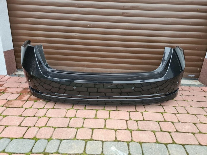 nárazník záď SKODA Octavia IV 4 Sedan 5E6807421