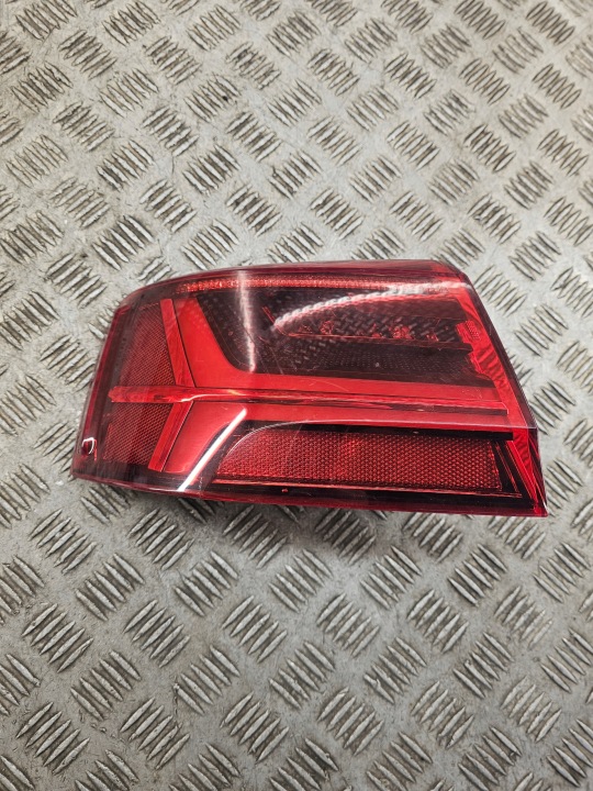 Licht links heck links hinten W Kotflügel AUDI A6 C7 Sedan LIFT 4G5945095C