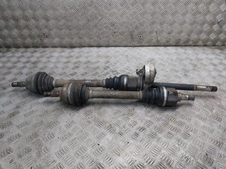 Semiasse sinistra Anteriore + Destra Anteriore 5B PEUGEOT 308 e 1.6 HDI