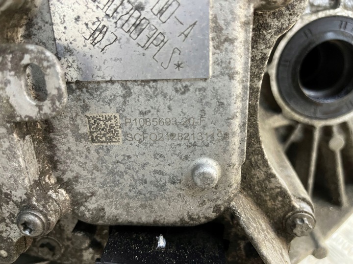 TESLA Y MODEL Y 22r. Motor trasero eléctrico 1587780-00-A 8