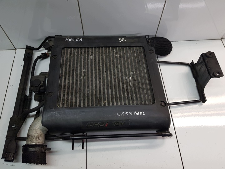 KIA CARNIVAL II 2.9 CRDI 144KM J3 chladič intercooler
