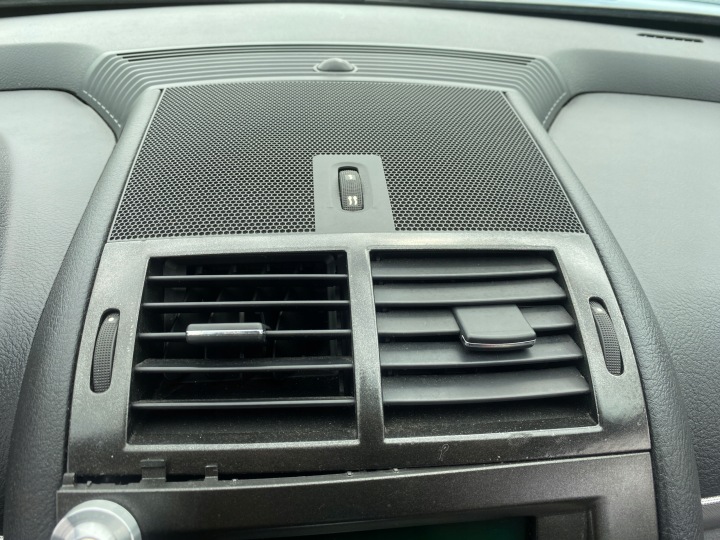 rešetka rešetka ventilacije zračni srednja Peugeot 407 SW 04-10
