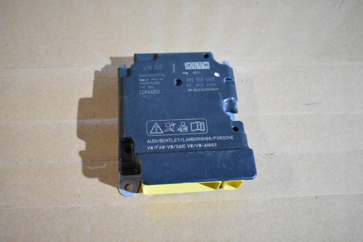 IDEALNY modul AIRBAG PORSCHE CAYENNE 9Y 1