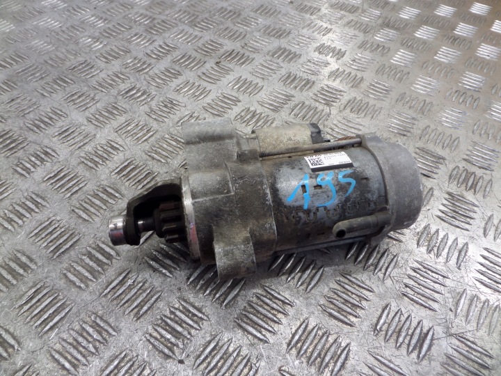 starter AUDI A4 B8 A5 A6 2.0 TDI 03L911024B