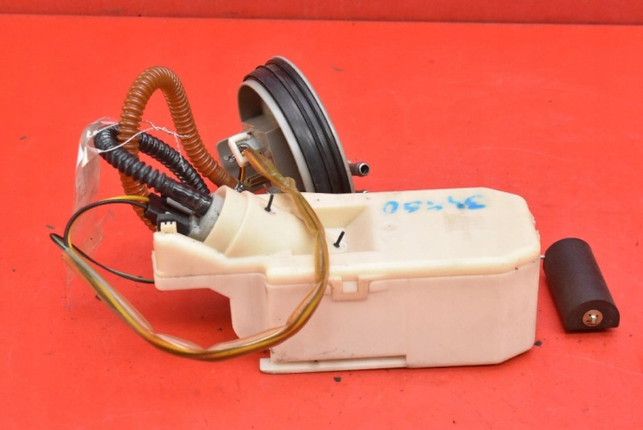 Pompe Pompe alimentation carburant 240127/005/003 NISSAN PRIMERA P11 1.6 16V 99 KM 99-02