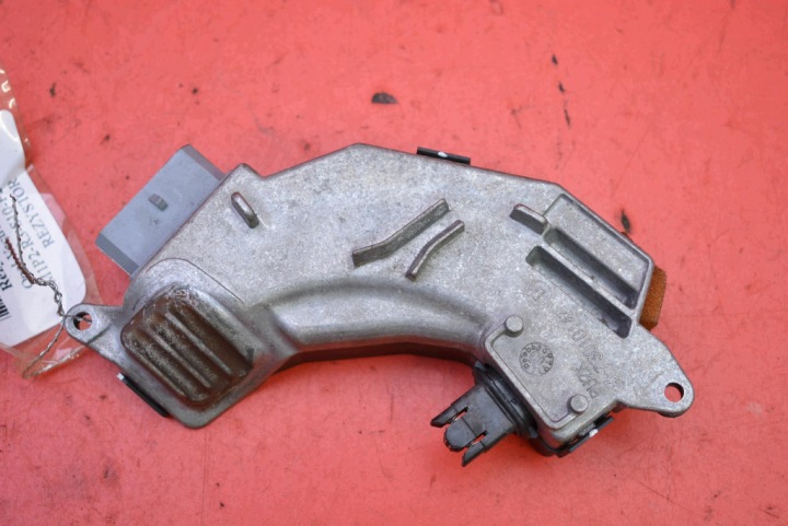 Résistance, rhéostat, régulateur Bouches buses OPORNIK OPORNICA 73421312U OPEL VECTRA C LIFT 05-09