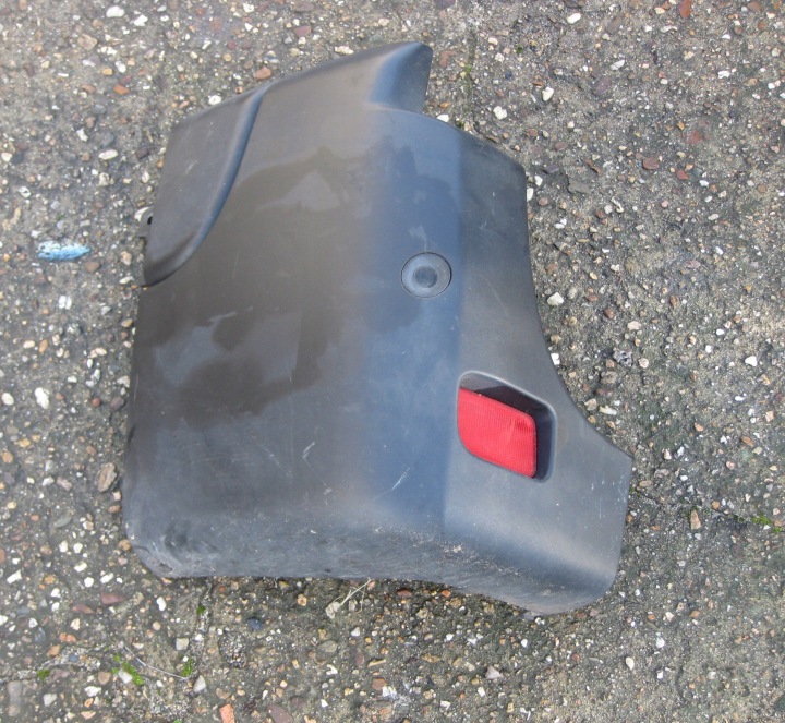 RENAULT MASTER III LIFT ecke der stoßstange links heck PDC licht 850178315R