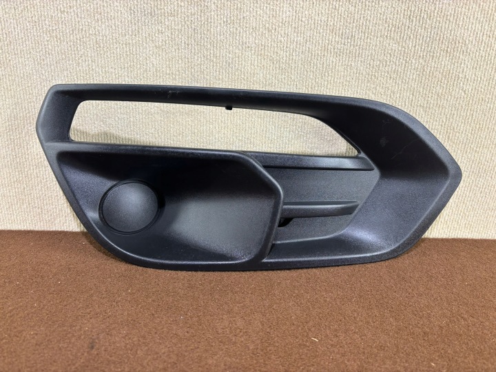 IVECO DAILY 4 IV 19-24 ROK DROIT GRILLE PARE CHOC 105802356345 K70/822