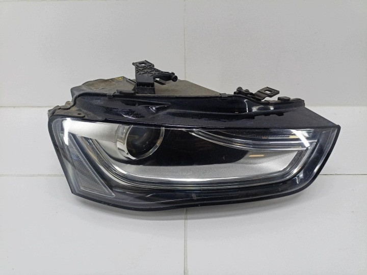 Licht vorne rechts Seite Audi A4 B8 facelift 2012 8K0941006