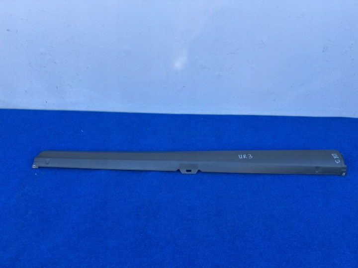 VW GOLF Positif CROSS 5M Gauche Jupe Moulage Jupe 5M0853859 UR3