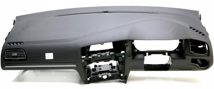 console dashboard instrument panel UK RHD VW GOLF VII 7 GTE