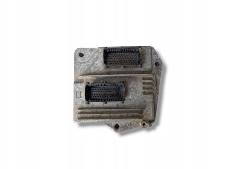 riadiaca jednotka MOTORA Opel Zafira B facelift 2008 55562549