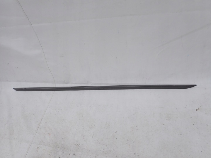 AUDI A4 B9 8W S-LINE Leiste Schutzleiste schwellen rechts