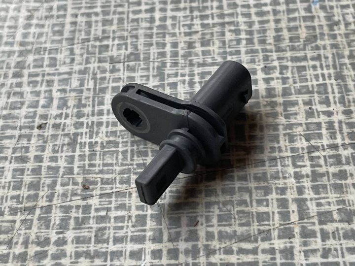 Sensor ABS heck Original Peugeot 3008 II 9842738480 !J