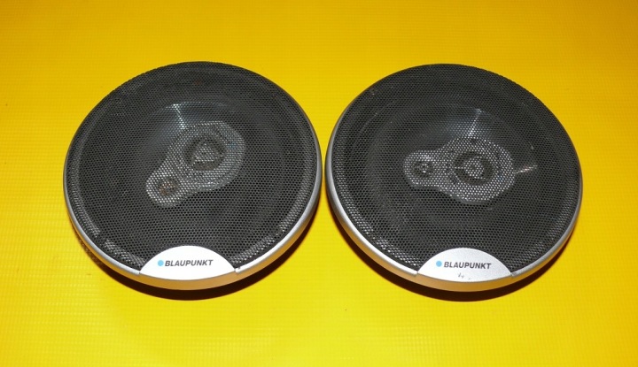 2x zvučnik zvučnici BLAUPUNKT MODEL BGx663HP 7606443001 210W 50RMS 165mm