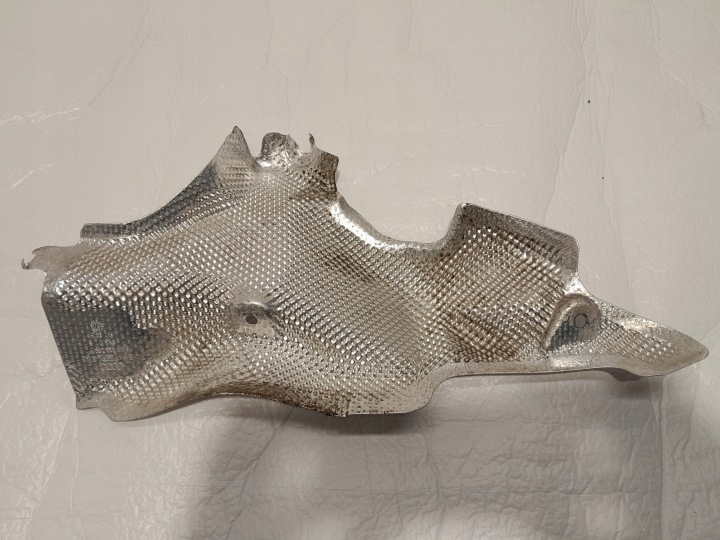 AUDI A4 B9 LIFT Couverture tablier moteur TERMICZNA KOMORY Moteur 8W0399299F