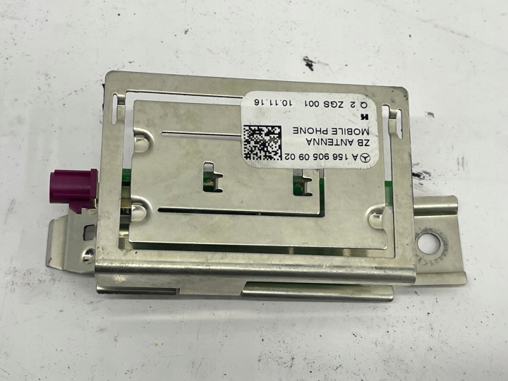 pojačalo ANTENY MERCEDES W213 17R A1569050902 9535
