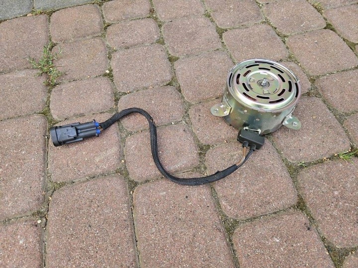 Lüfter der Kühler Citroen C4 Peugeot 208 2008 Opel Mokka B MS268000-8154