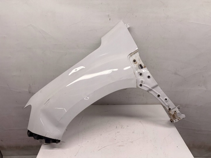 Dacia Duster II fender left front front DV369